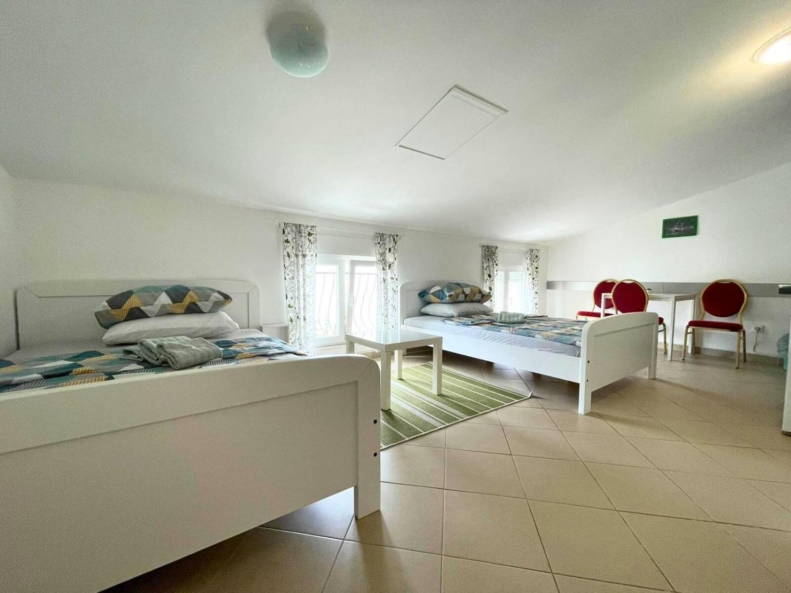 Apartmani Tominac Цриквеница Экстерьер фото